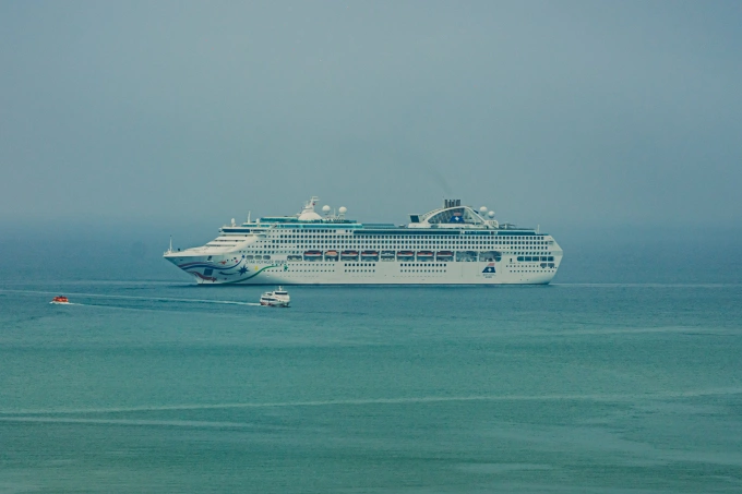 Khách Việt lần đầu có thể đi siêu du thuyền từ cảng Phú Mỹ